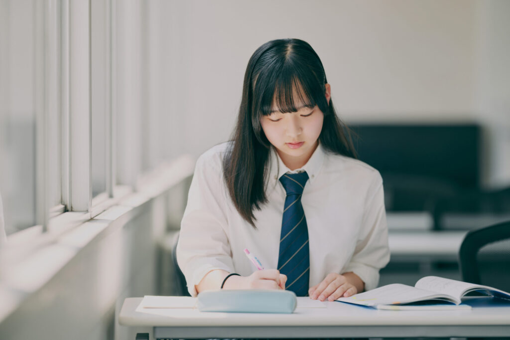 中学生の英語発音はいつから始めるべきか